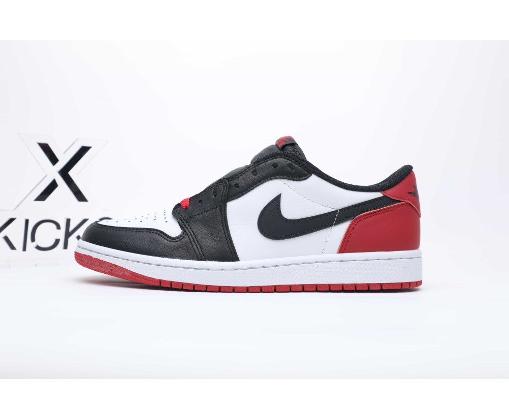 Jordan 1 Retro Low OG Black Toe (2023)