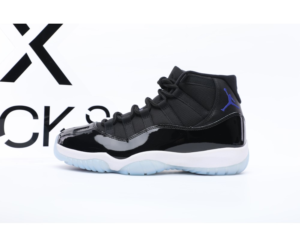 Jordan 11 Retro Space Jam (2016)