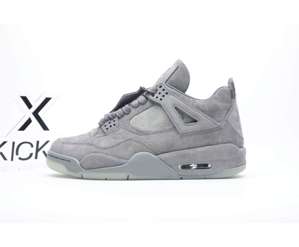 Jordan 4 Retro Kaws