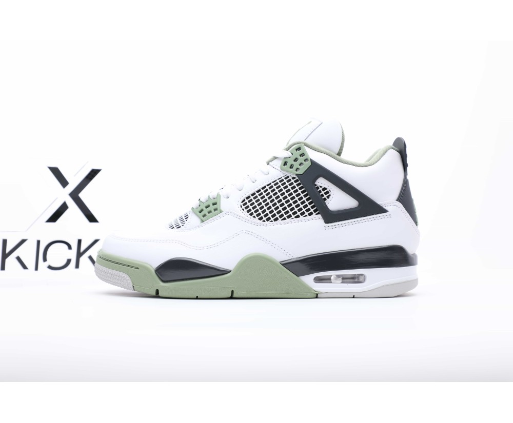 Jordan 4 Retro Seafoam