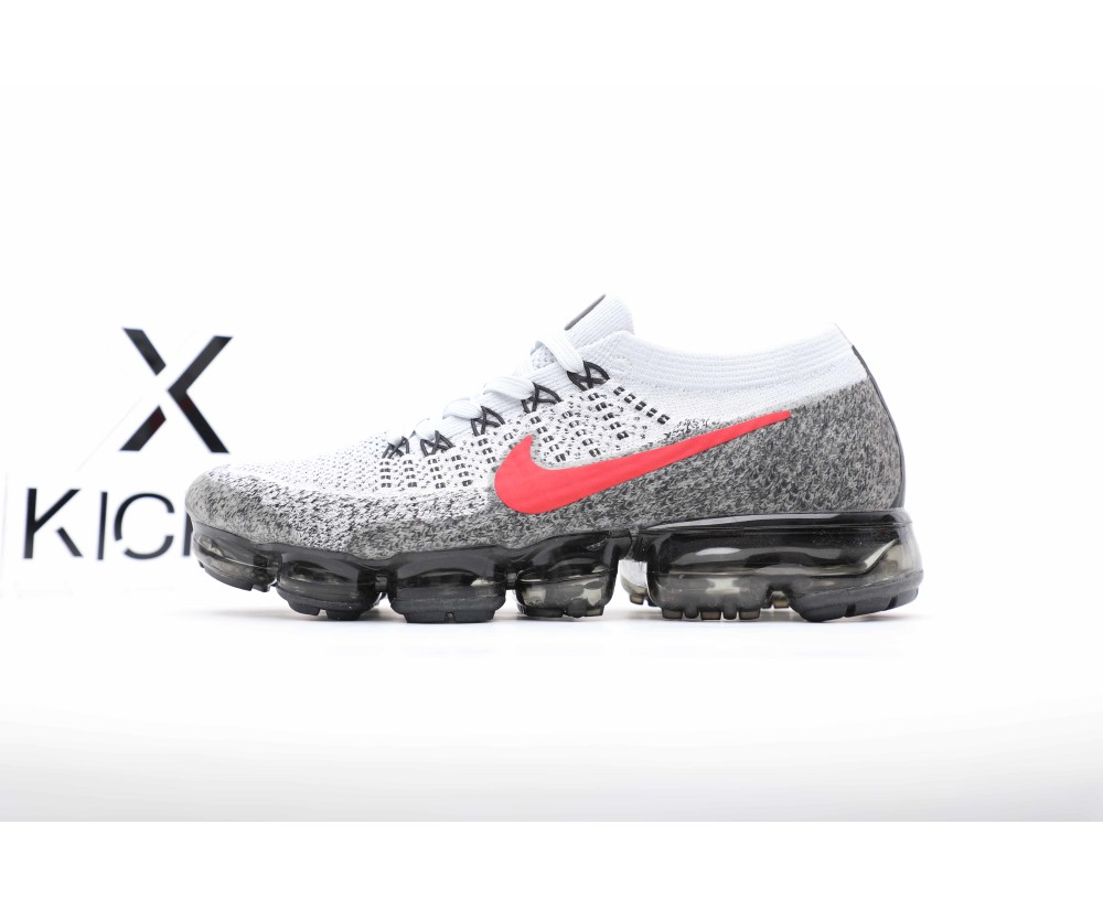 Nike Air VaporMax Platinum Red Black