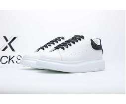 Alexander McQueen Oversized White Black (2)