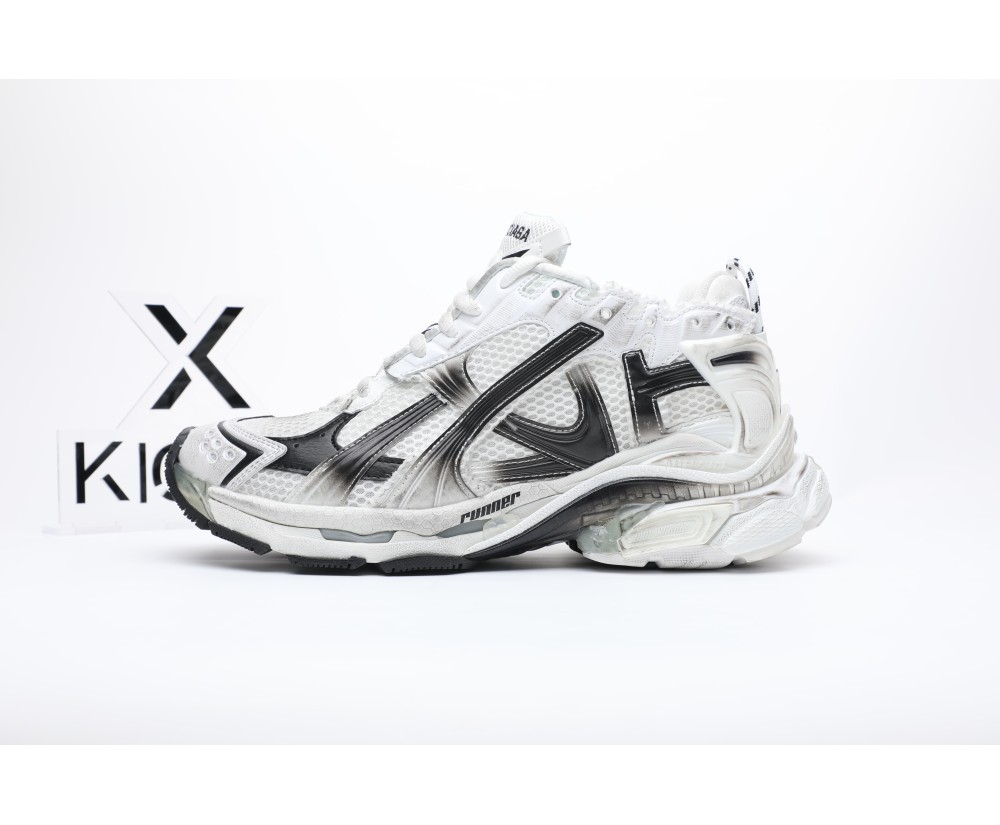 Balenciaga Runner White Black Gradient