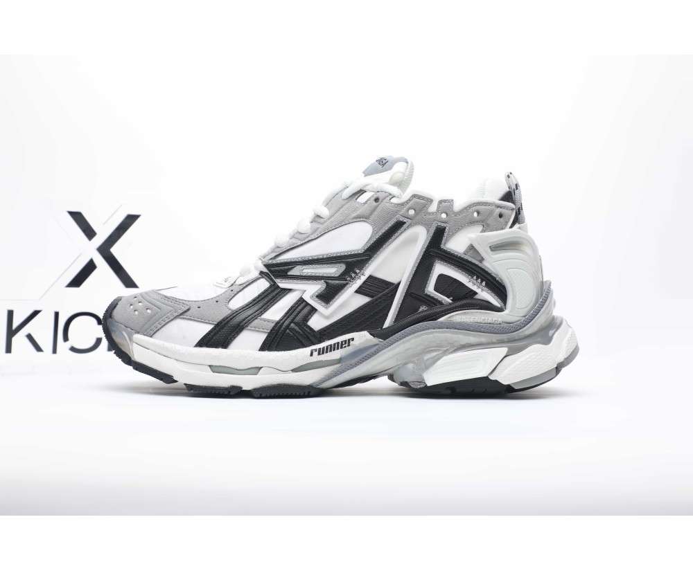 Balenciaga RunnerWhite Black White