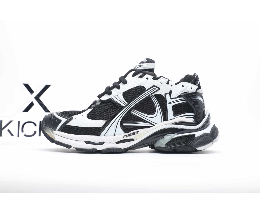 Balenciaga RunnerBlack White