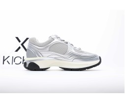Chanel Sneakers CC Runner Gray
