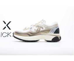 Chanel Sneakers CC Runner Gold