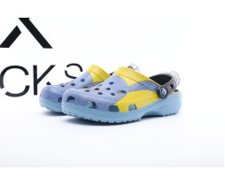 Crocs Classic Clog Minions