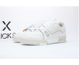 Louis Vuitton Trainer White Grey Signature