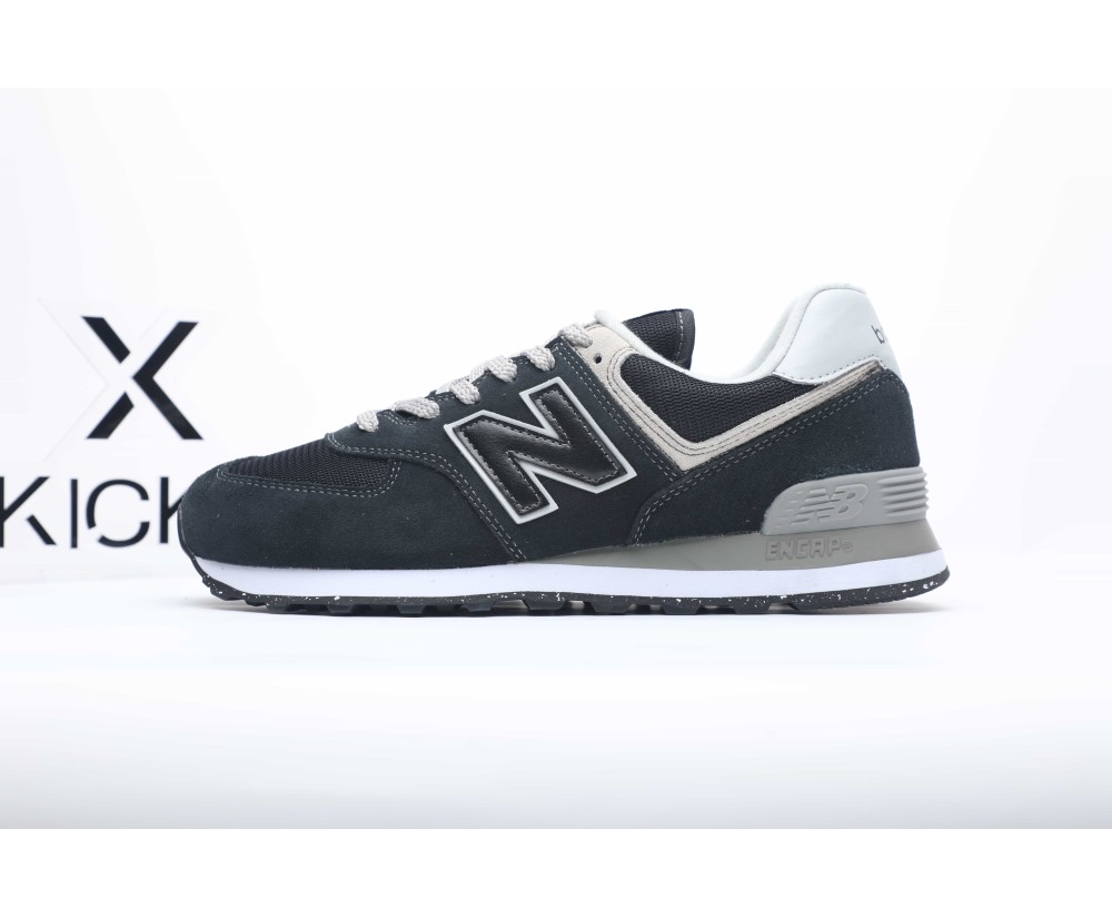 New Balance 574 Black White