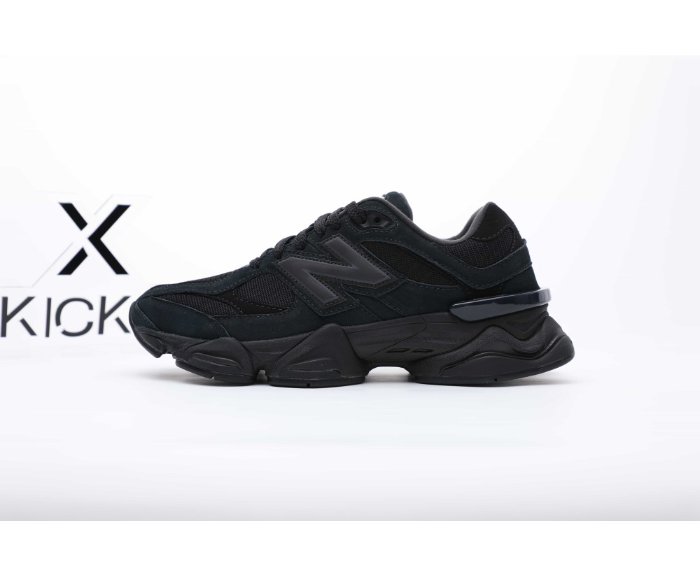 New Balance 9060 Triple Black