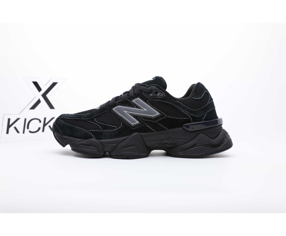 New Balance 9060 Triple Black