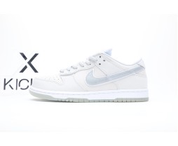 Nike SB Dunk LowWhite Lobster (Friends and Family)