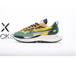 Nike Vaporwaffle sacai Tour Yellow Stadium Green