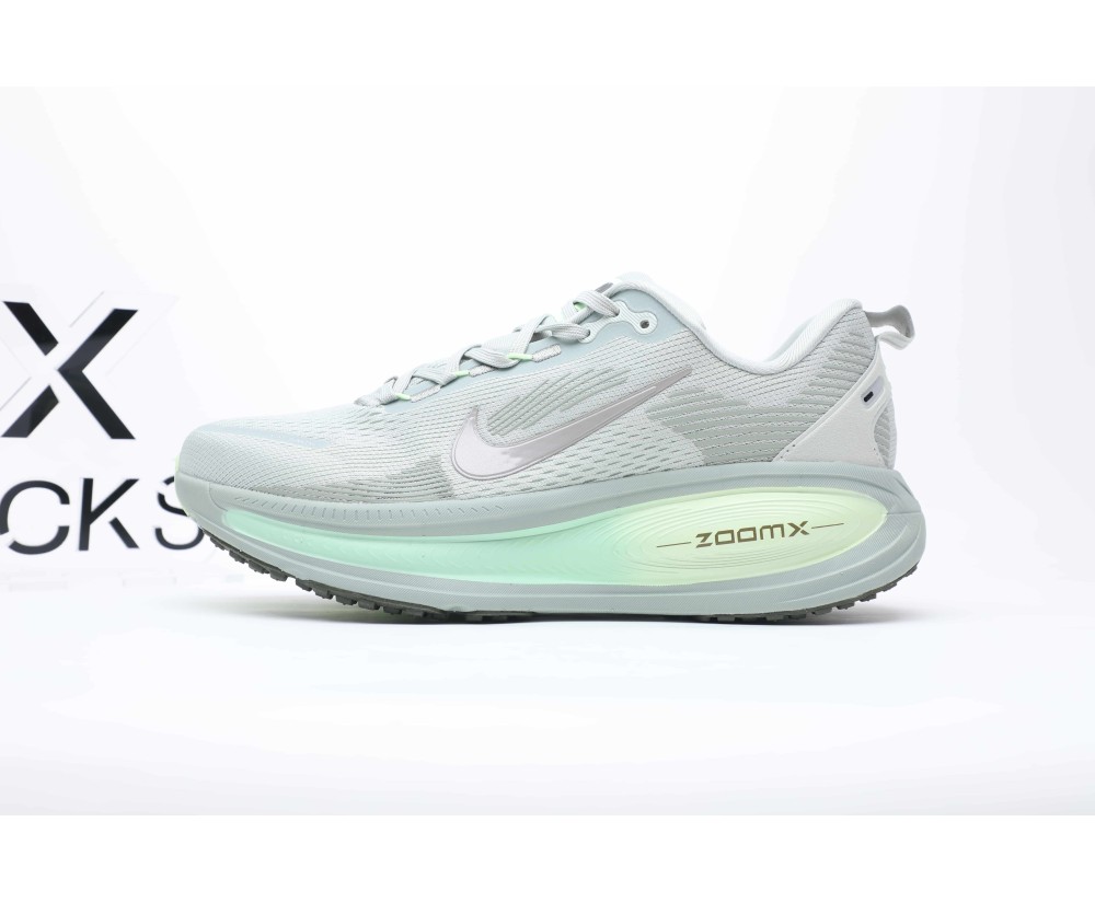 Nike Vomero 18 Light Sliver Barely Volt  Dusty Olive College Grey