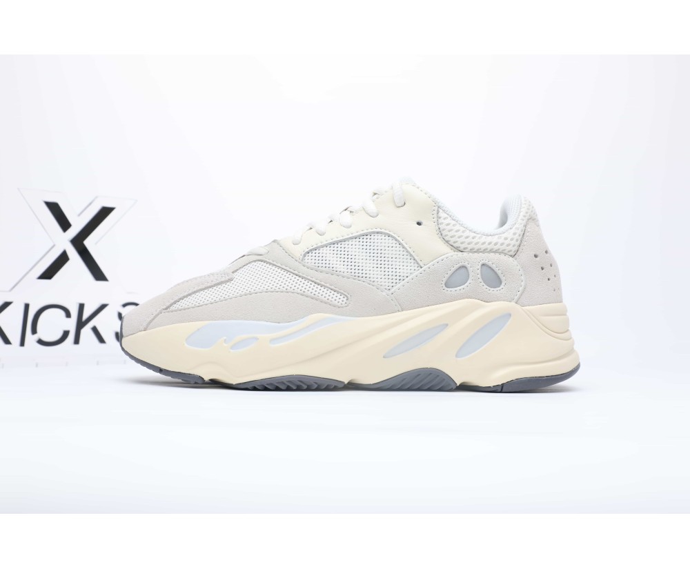 adidas Yeezy Boost 700 Analog