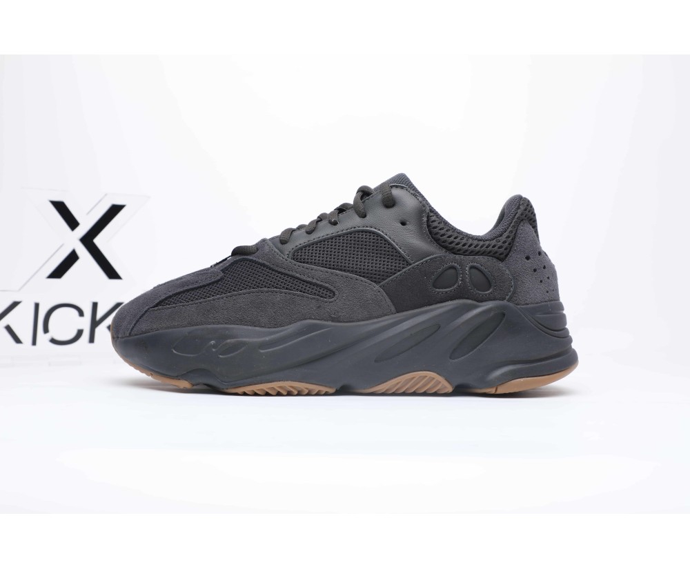 adidas Yeezy Boost 700 Utility Black