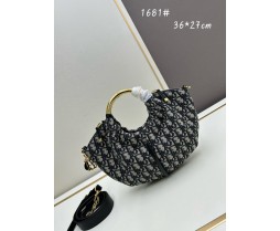 Dior Dumpling bags 1681 (1)