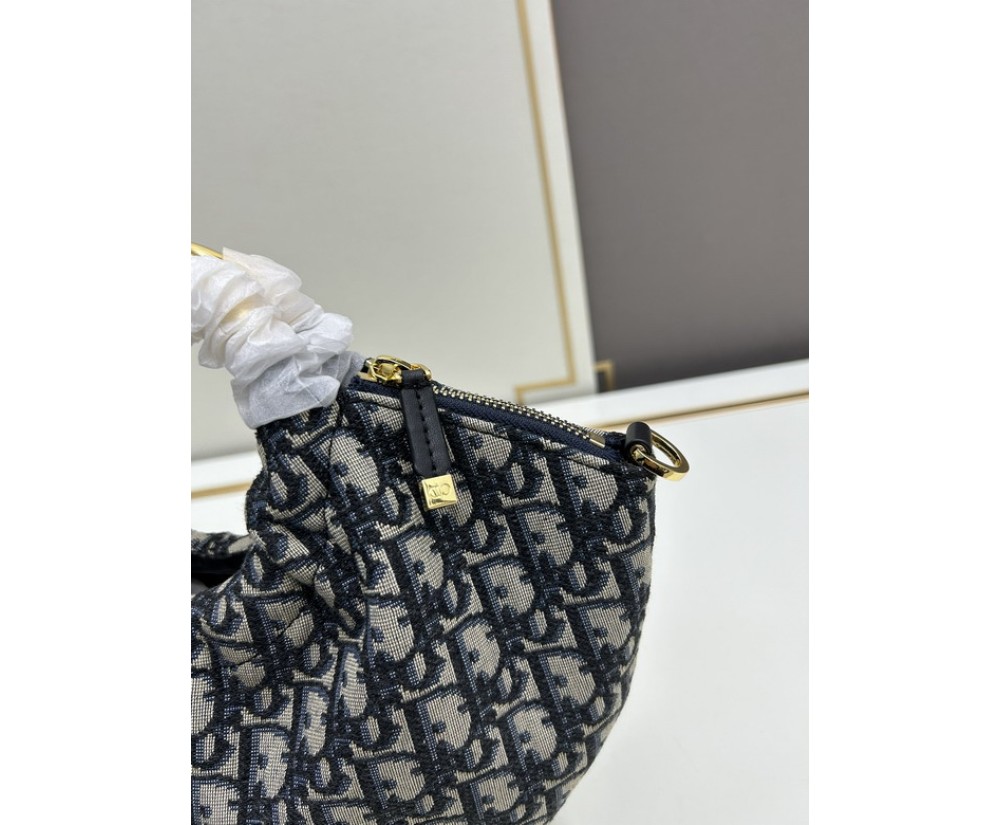Dior Dumpling bags 1681 (1)