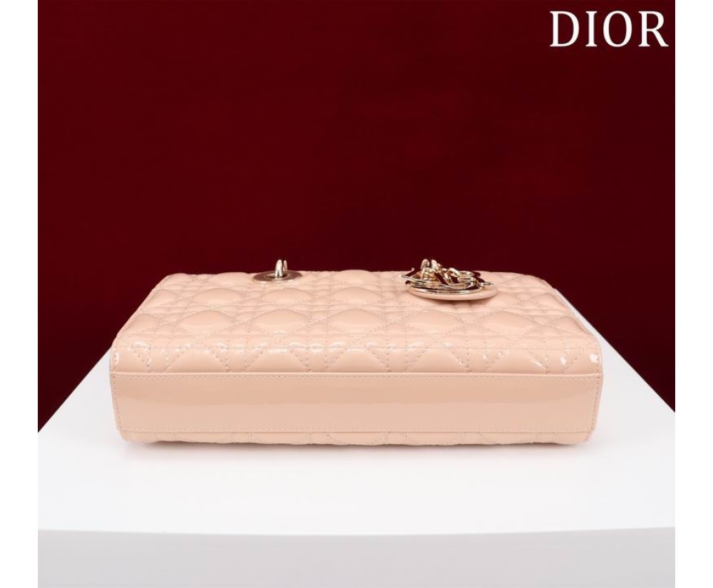 Dior M0540 Series (1) Price see the size Chart