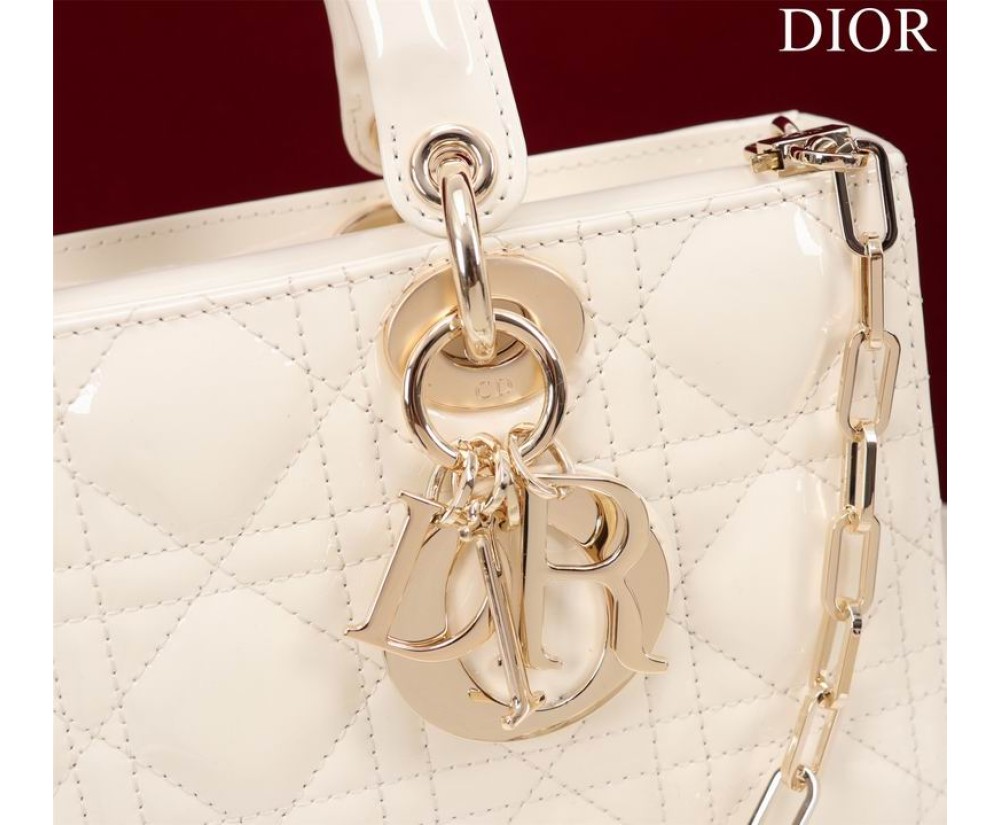 Dior M0540 Series (2) Price see the size Chart