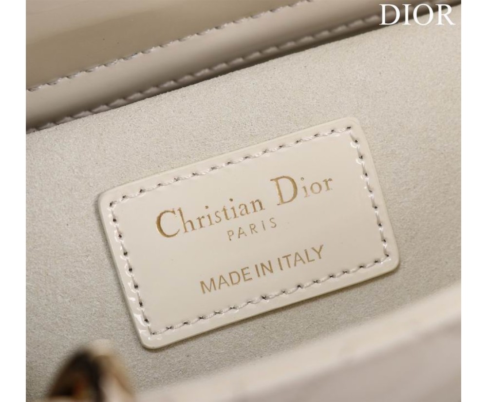 Dior M0540 Series (2) Price see the size Chart