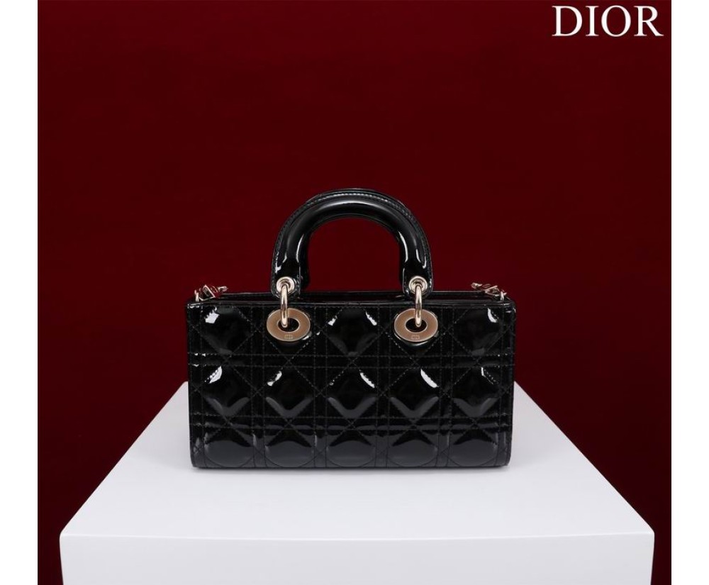 Dior M0540 Series (3) Price See The Size Chart