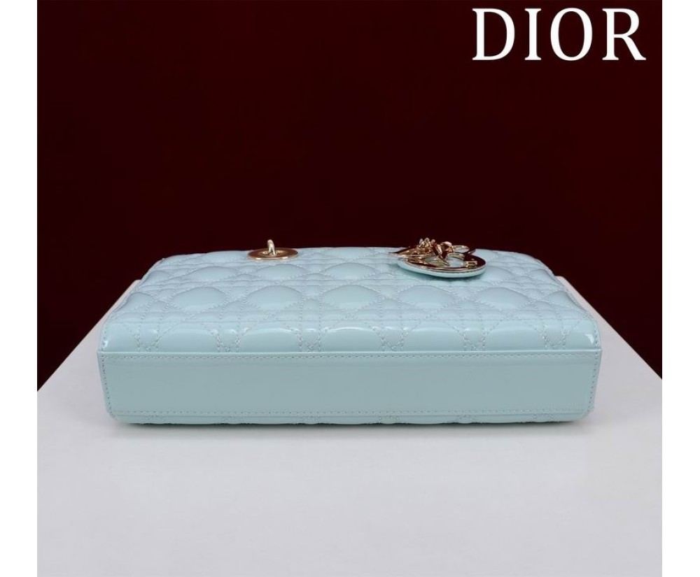 Dior M0540 Series (4) Price See The Size Chart