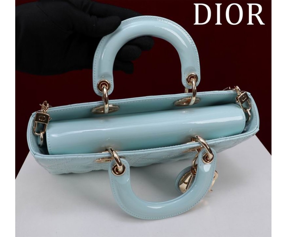 Dior M0540 Series (4) Price See The Size Chart