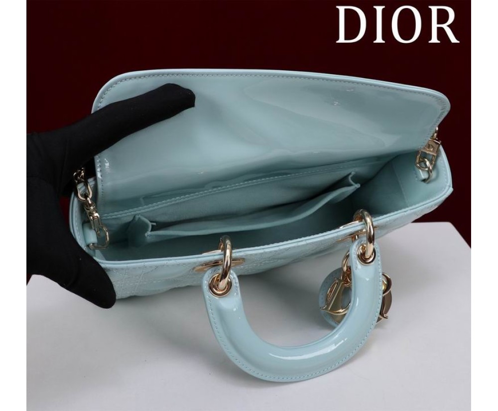 Dior M0540 Series (4) Price See The Size Chart