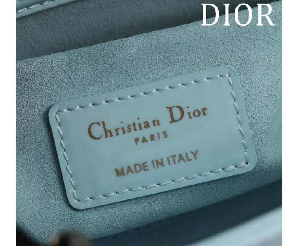 Dior M0540 Series (4) Price See The Size Chart