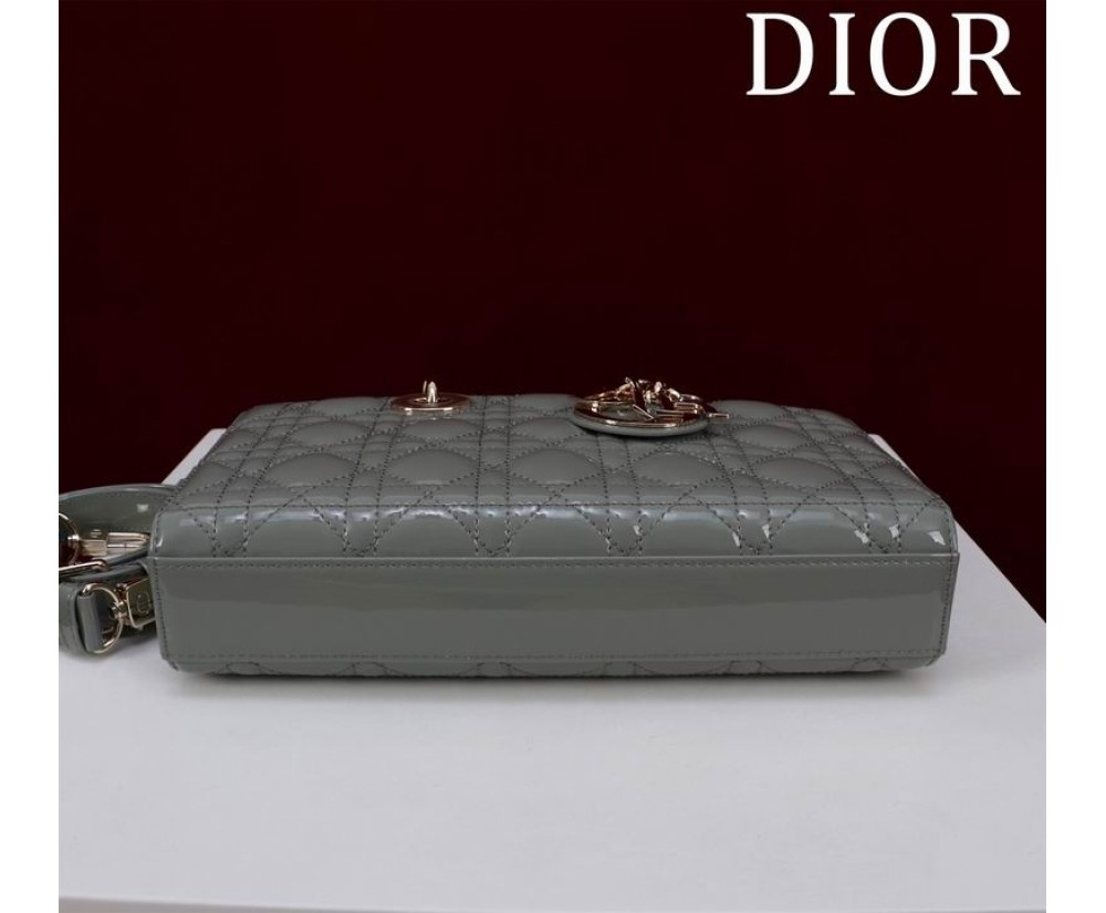 Dior M0540 Series (5) Price See The Size Chart