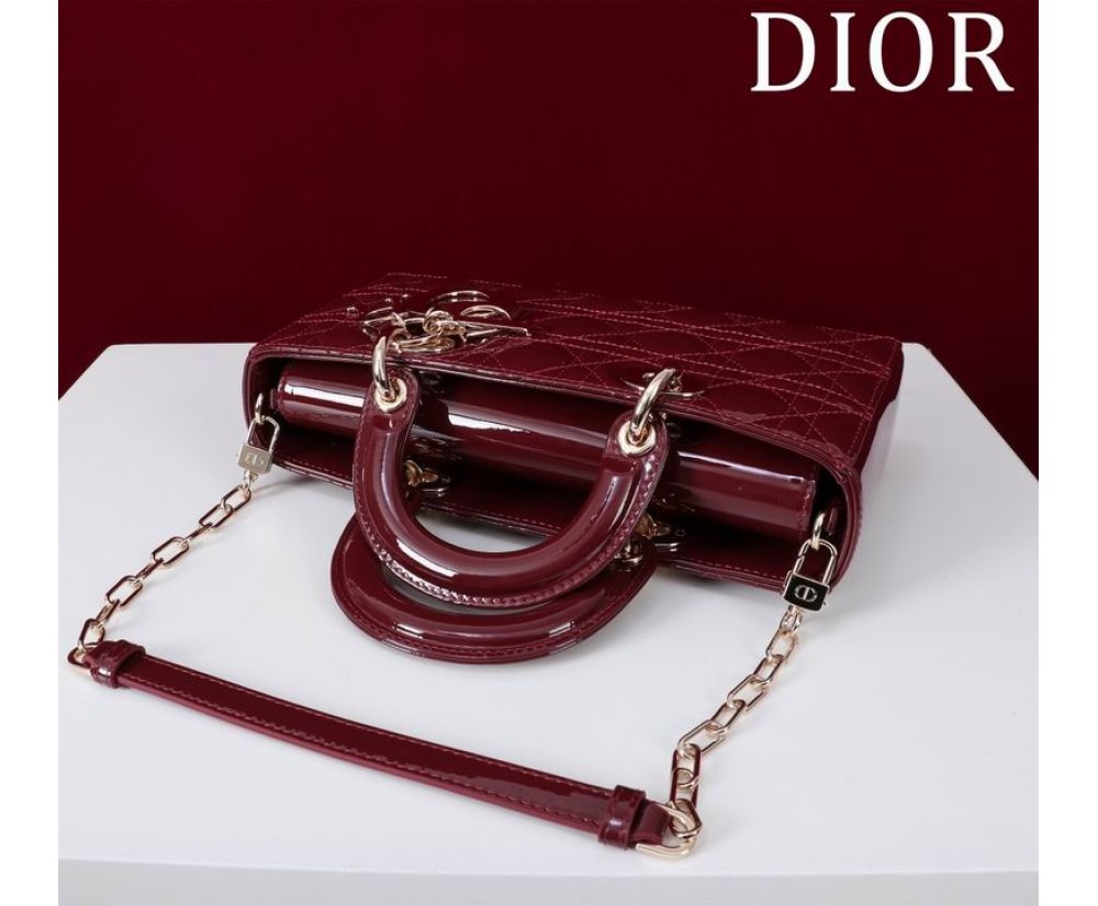 Dior M0540 Series (7) Price See The Size Chart