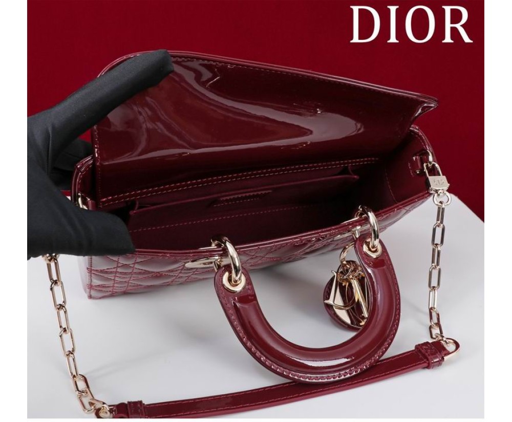 Dior M0540 Series (7) Price See The Size Chart