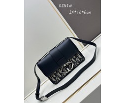 Dior Montaigne 0251 bag