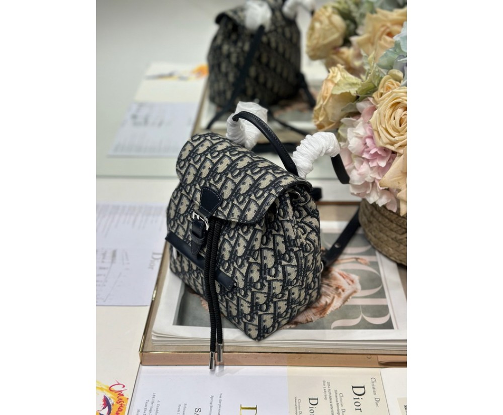 Dior D006 (1)