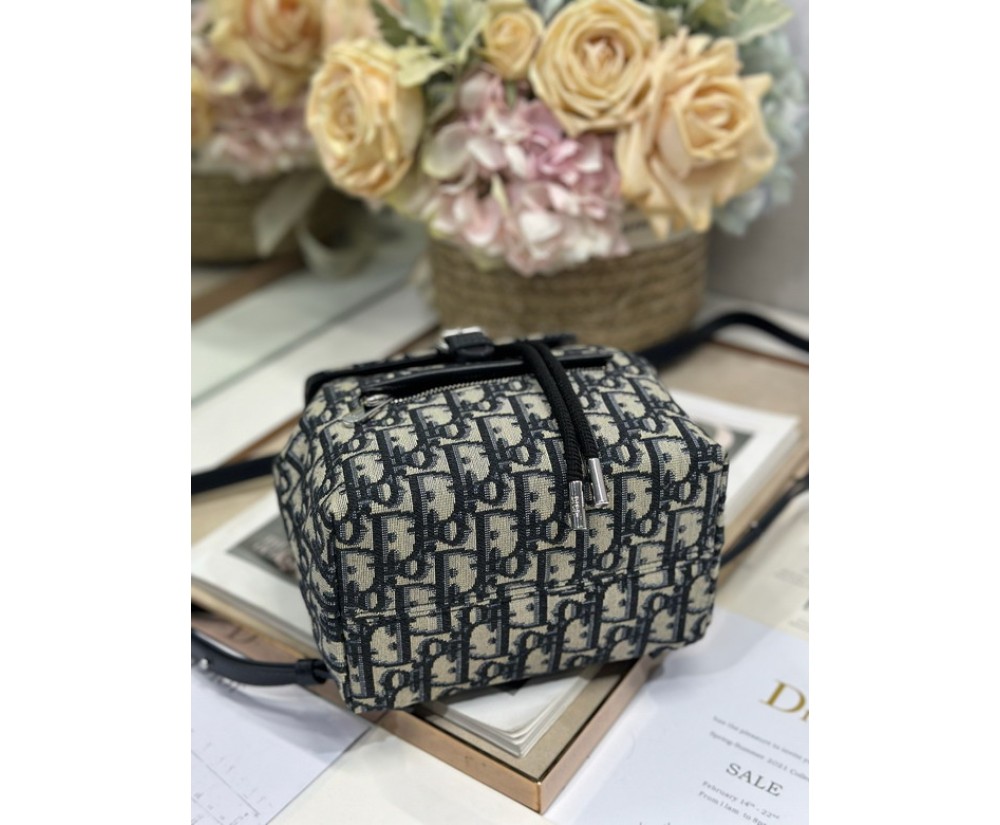 Dior D006 (1)