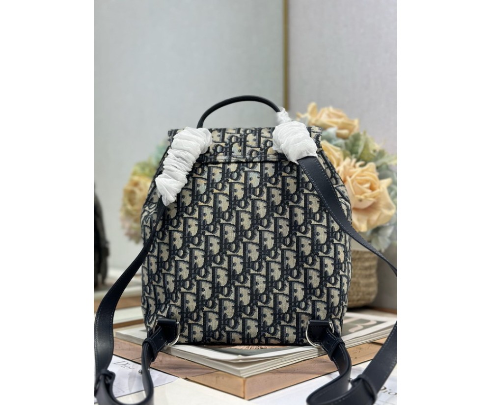Dior D007 (1)