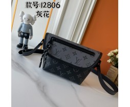 LV Pulse M12806 (USD119.04/USD183.84) please tell us the colorways you need to order